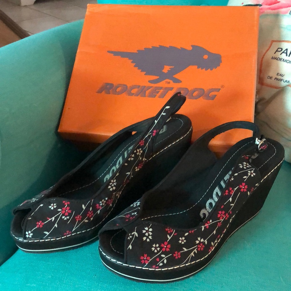 Rocket Dog wedges size 10.